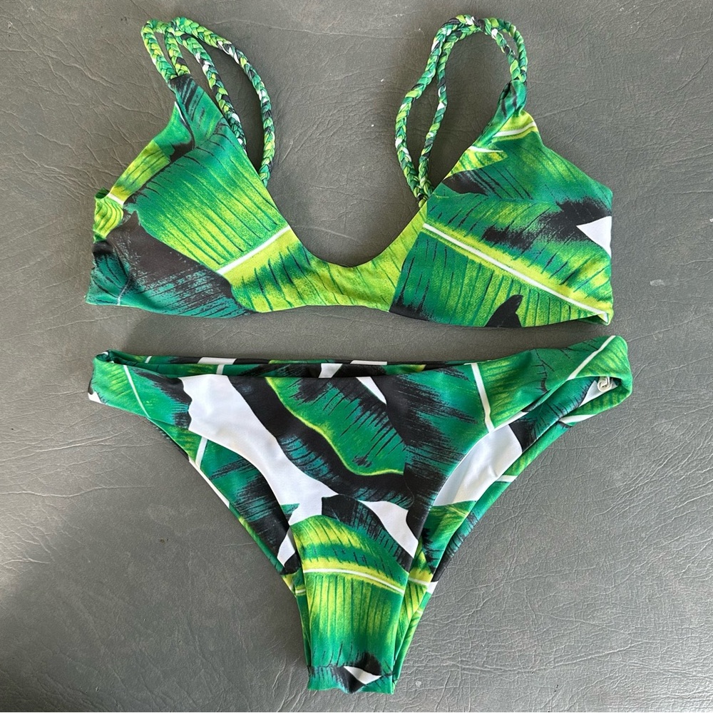 Two Piece Swimsuit Green/White/Black